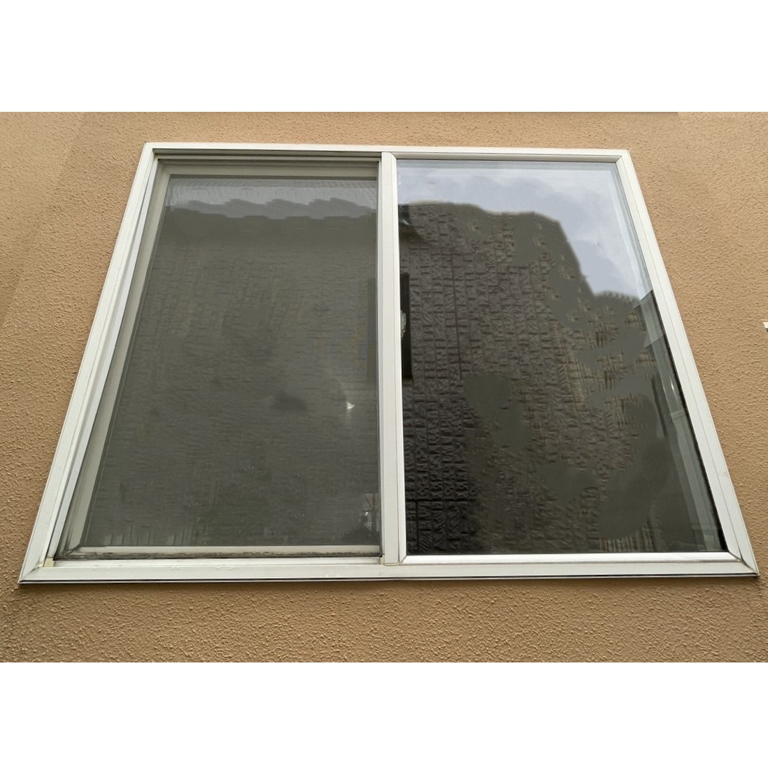 窓工房テラムラの古く重たい窓を断熱性の良い窓に交換したいの施工前の写真1