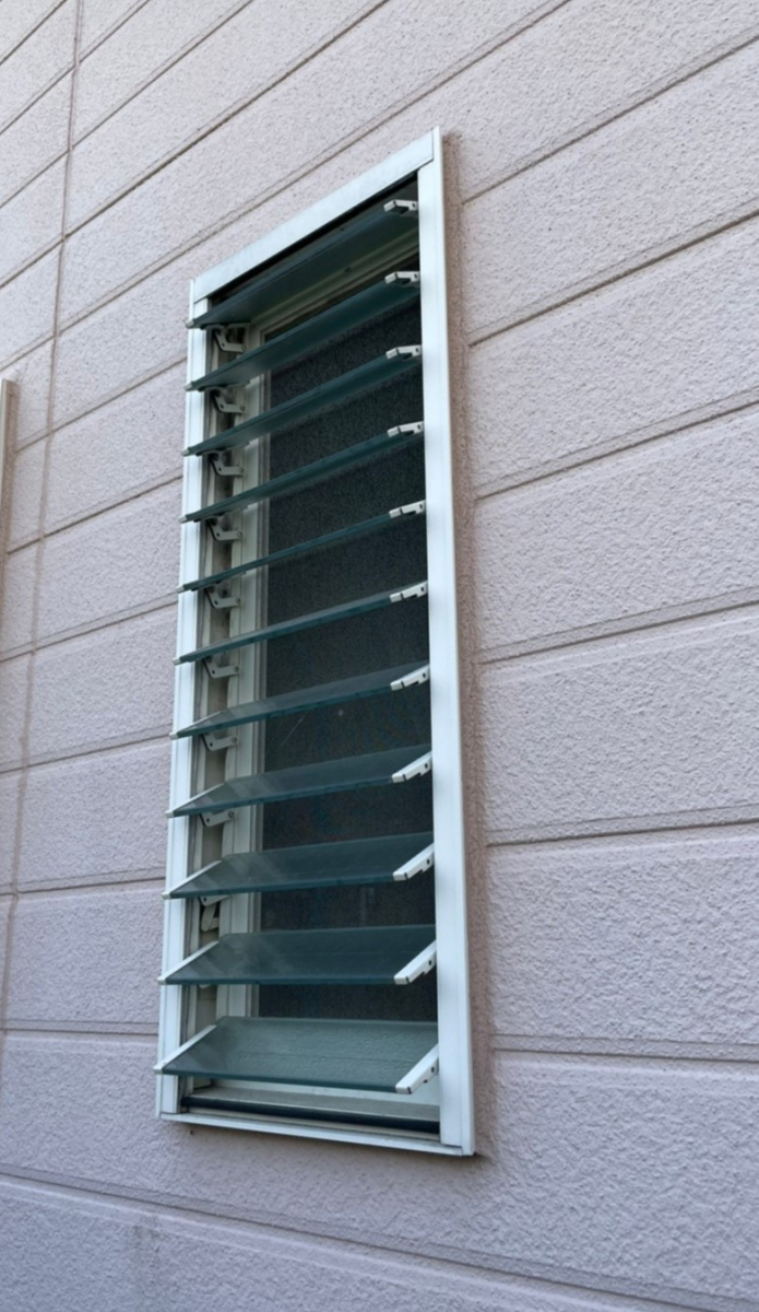 窓工房テラムラの寒いお風呂の窓を交換したいの施工前の写真1