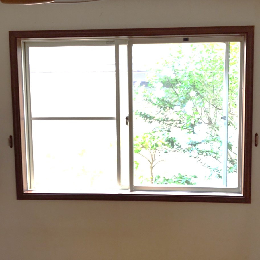 窓工房テラムラの古い窓を高断熱サッシに交換したいの施工前の写真1