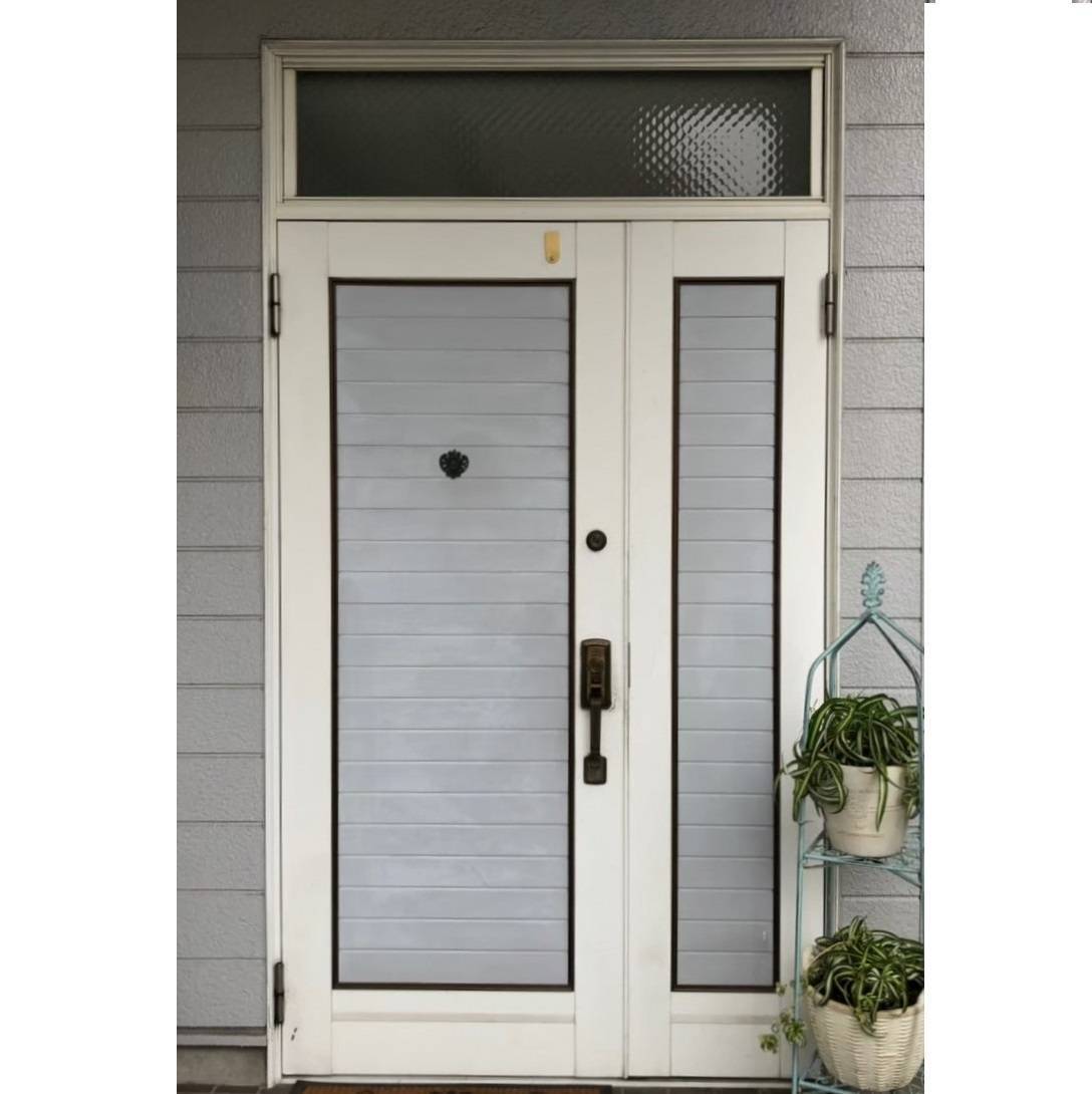 窓工房テラムラの採風・採光のできる玄関ドアに交換したいの施工前の写真1