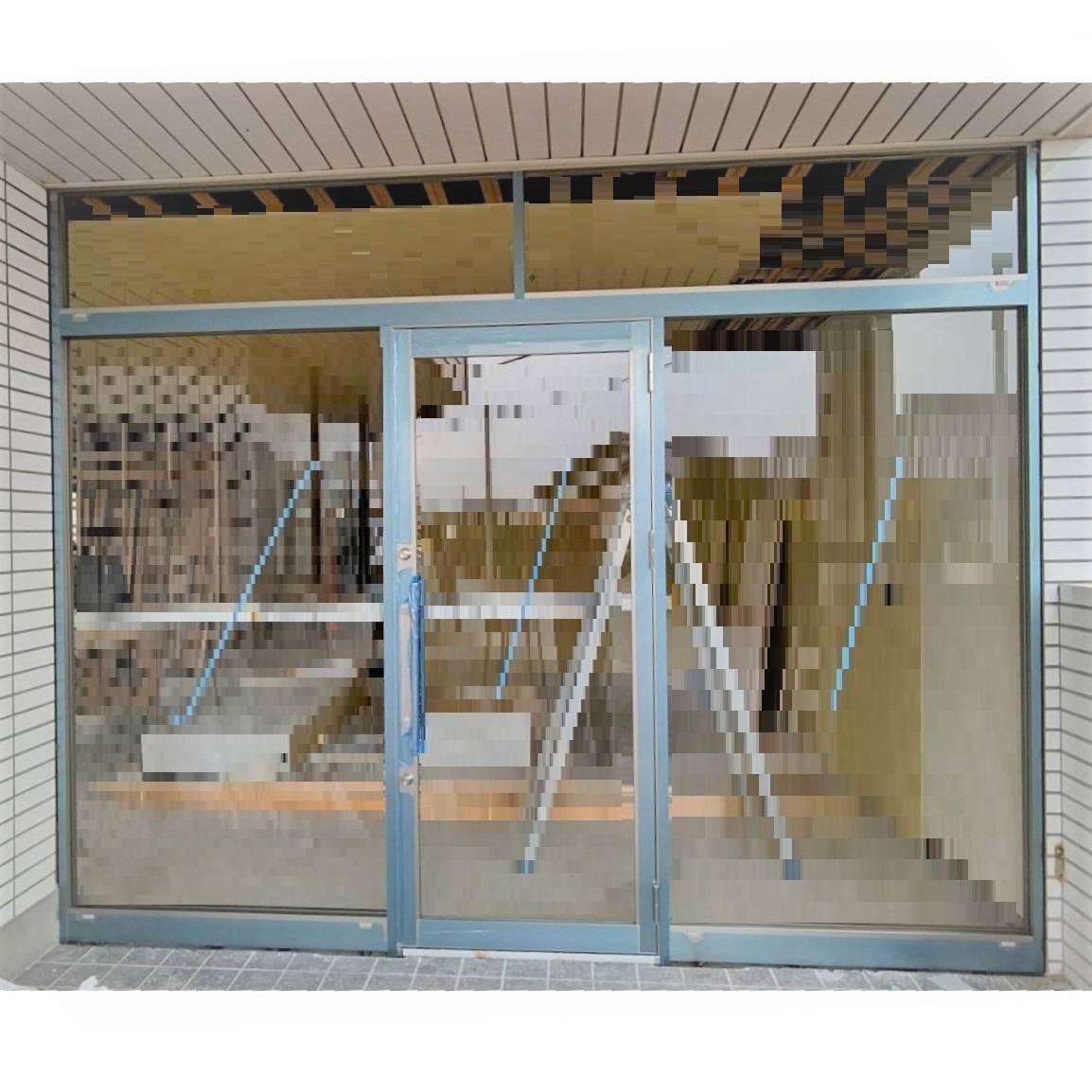 窓工房テラムラの店舗のドアを取り付けてほしいの施工後の写真1