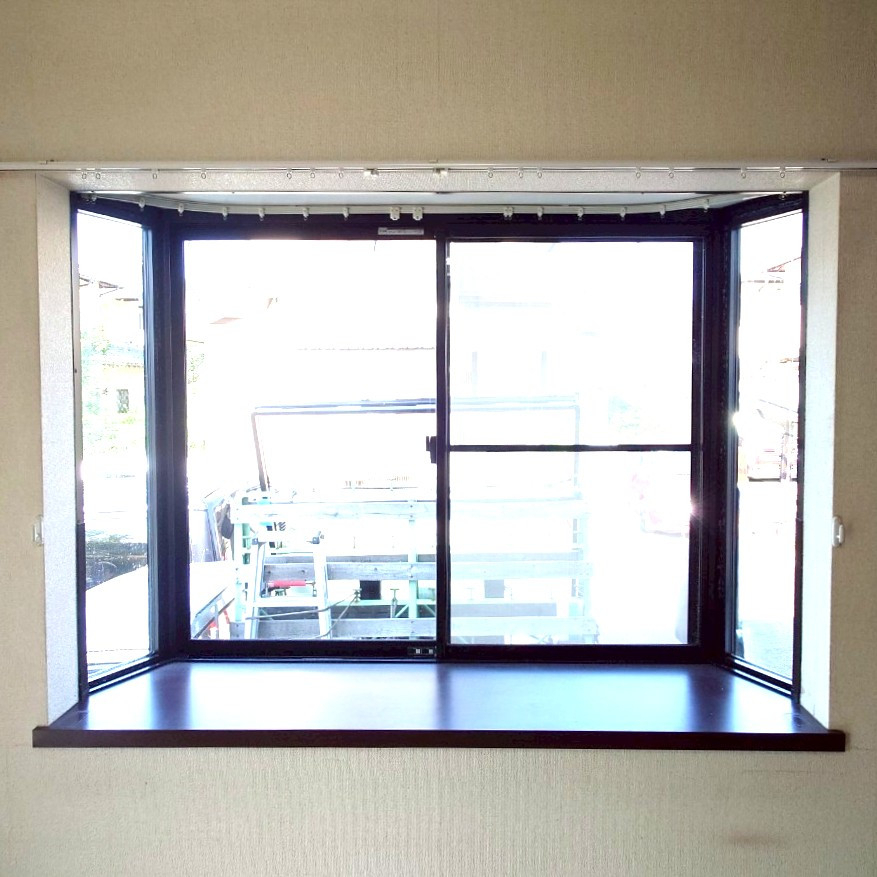窓工房テラムラの出窓を壊さず断熱リフォームしたい｜愛知県犬山市で取替窓リプラス施工事例の施工前の写真2