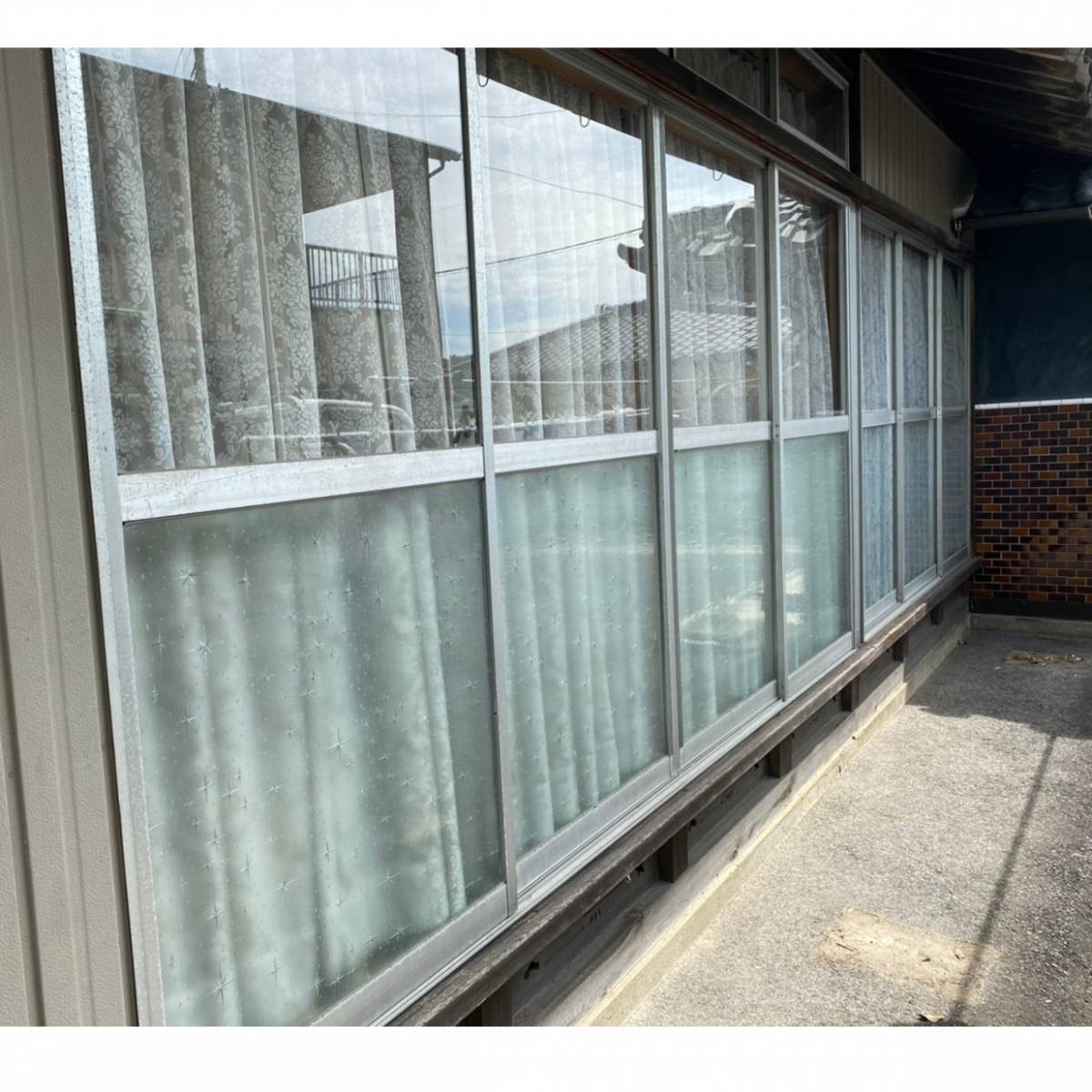 窓工房テラムラの古くなった雨戸を交換したいの施工前の写真1