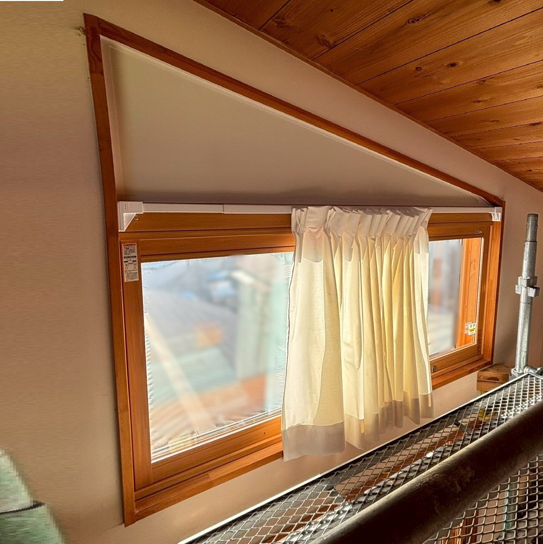 窓工房テラムラの異形窓にインプラスを設置したい|愛知県春日井市でLIXILインプラス施工事例の施工後の写真1