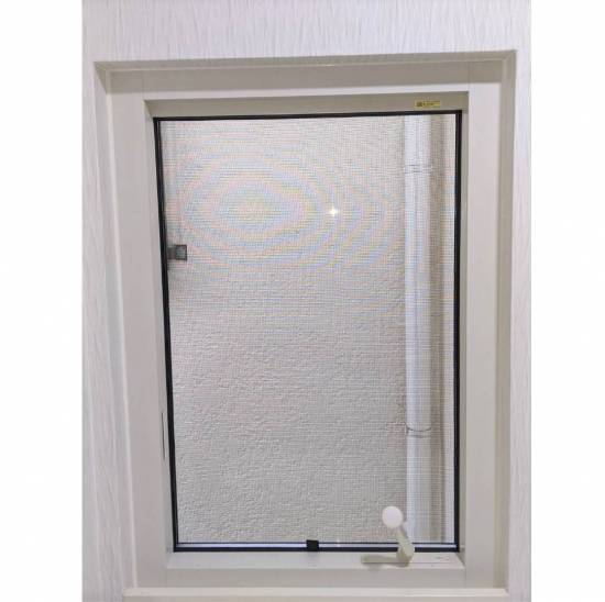窓工房テラムラの動きが悪く寒いルーバー窓を断熱窓に交換したい施工事例写真1