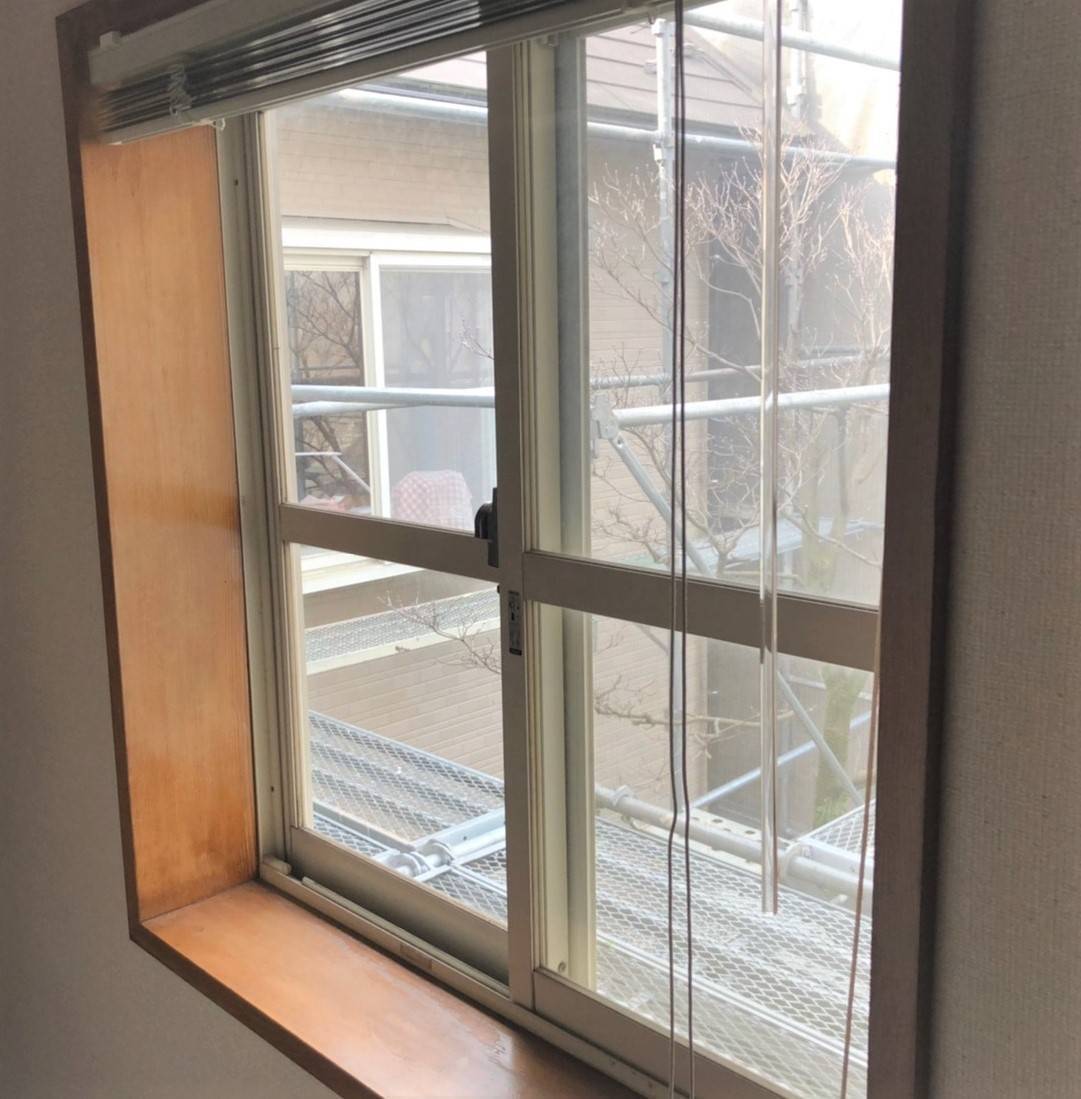 窓工房テラムラの部屋の窓が寒いです。窓に問題があるのでしょうか。の施工前の写真1