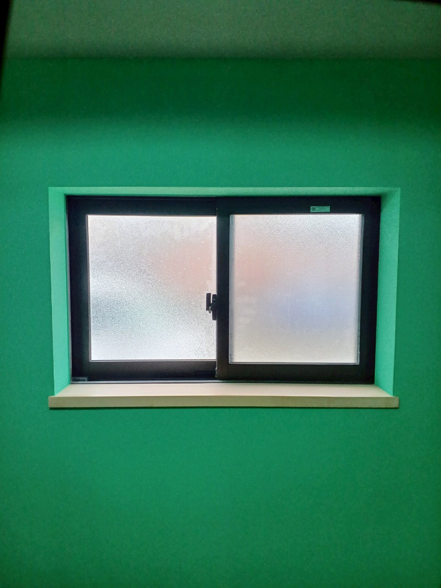 マドプラス＋の家全体をインプラスを施工！年〇万円も光熱費を削減できる！！の施工前の写真1