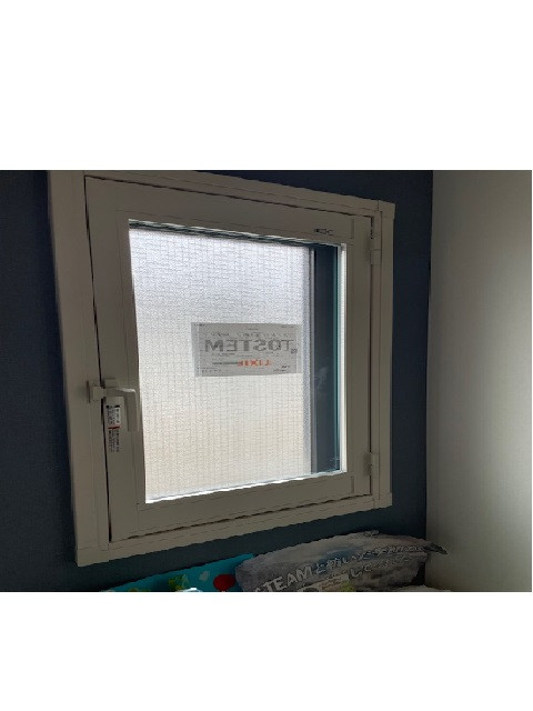 ひろけん廿日市店のウサギさんのいる部屋に内窓取付！の施工後の写真1