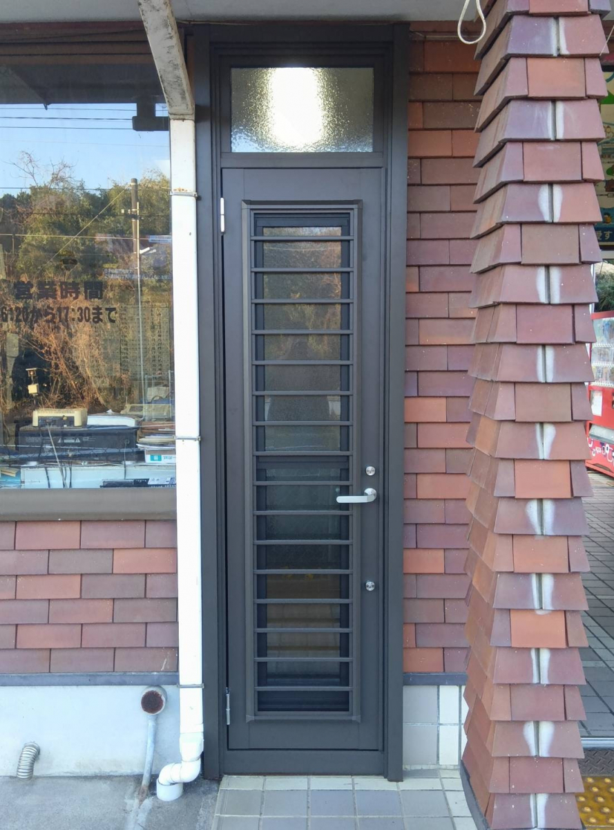 友硝子店 児湯店のリシェントの施工後の写真1