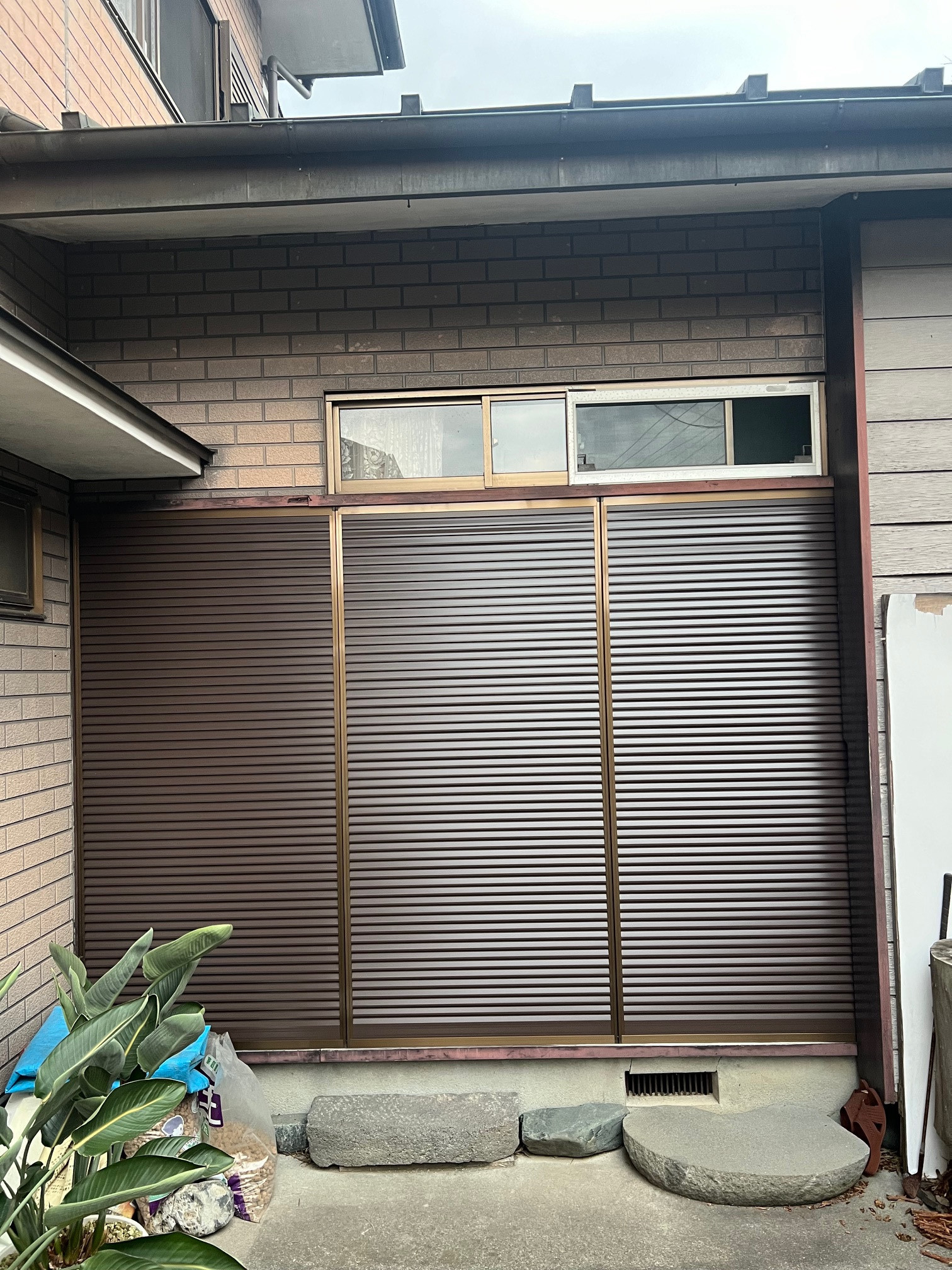 北光の取替雨戸パネル工事　2025年10月29日施工の施工後の写真1