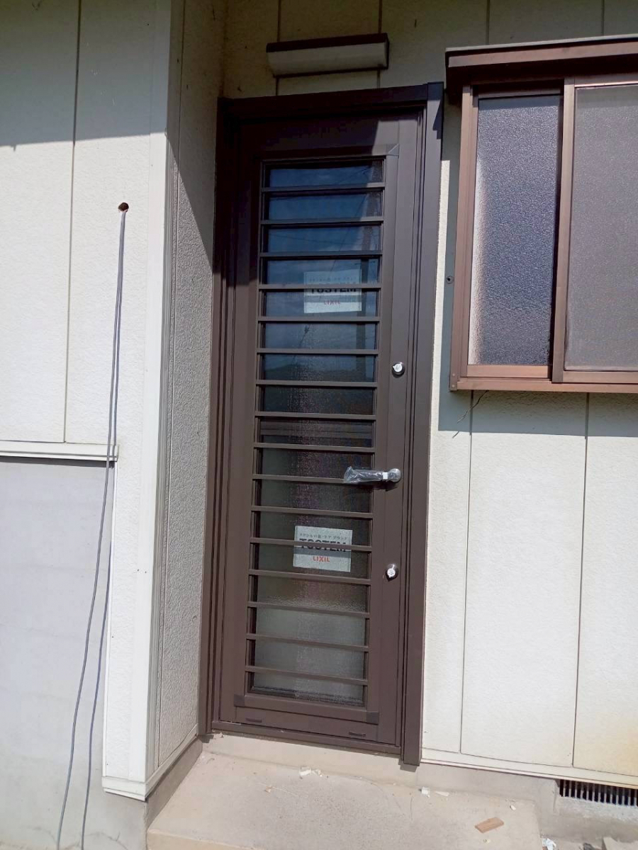 トーコー産業の【那珂川町】勝手口ドア交換で断熱・防犯性がぐんと向上✨の施工後の写真1