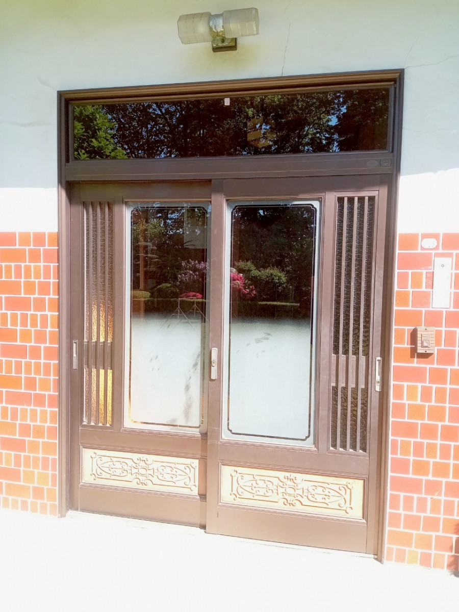 トーコー産業の【大田原市】玄関引戸交換で断熱・防犯性アップする開口部リフォーム✨の施工前の写真1