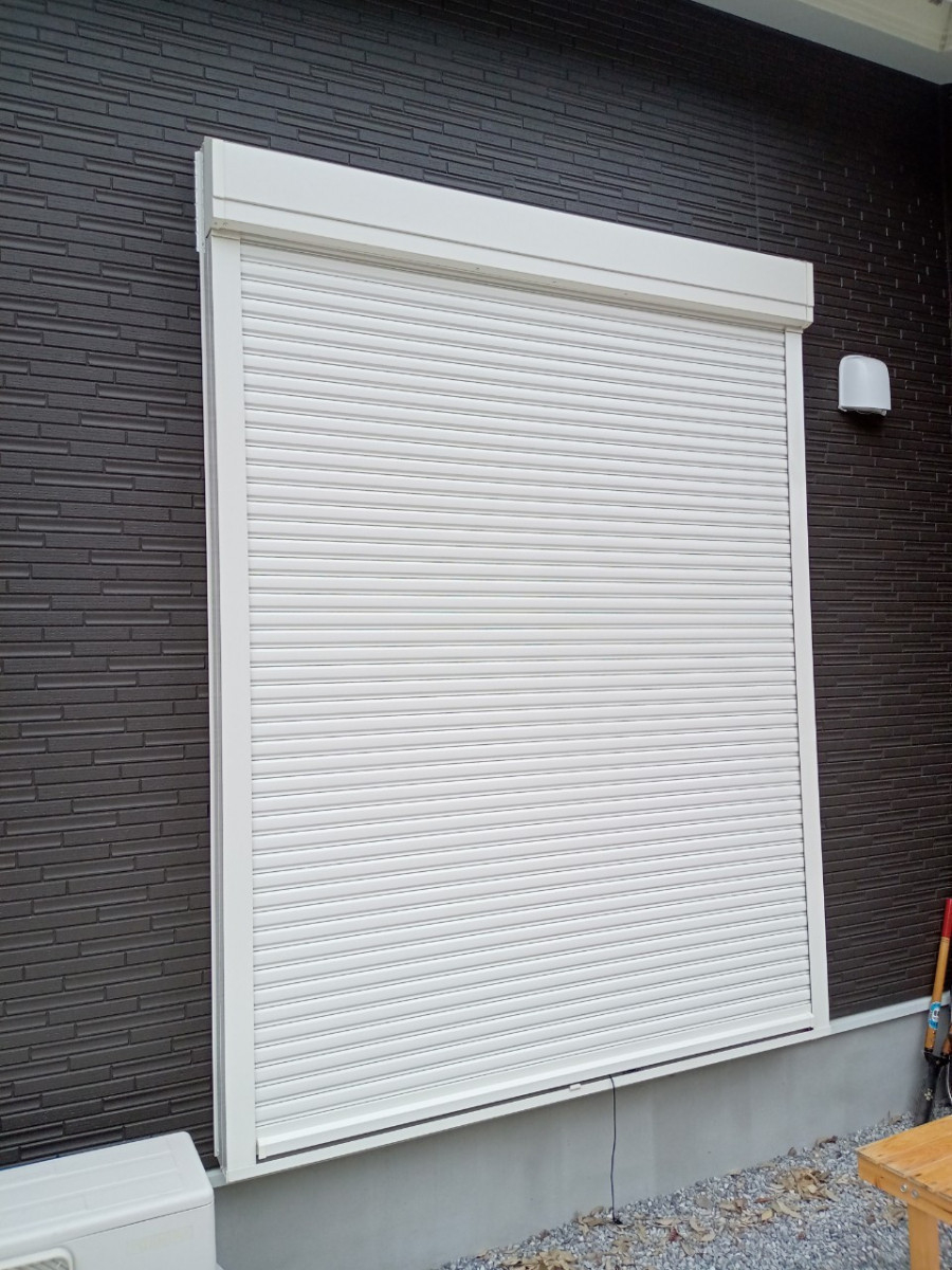 トーコー産業の【リフォームシャッター】防犯＋台風対策！安心の住まいへ✨の施工後の写真1