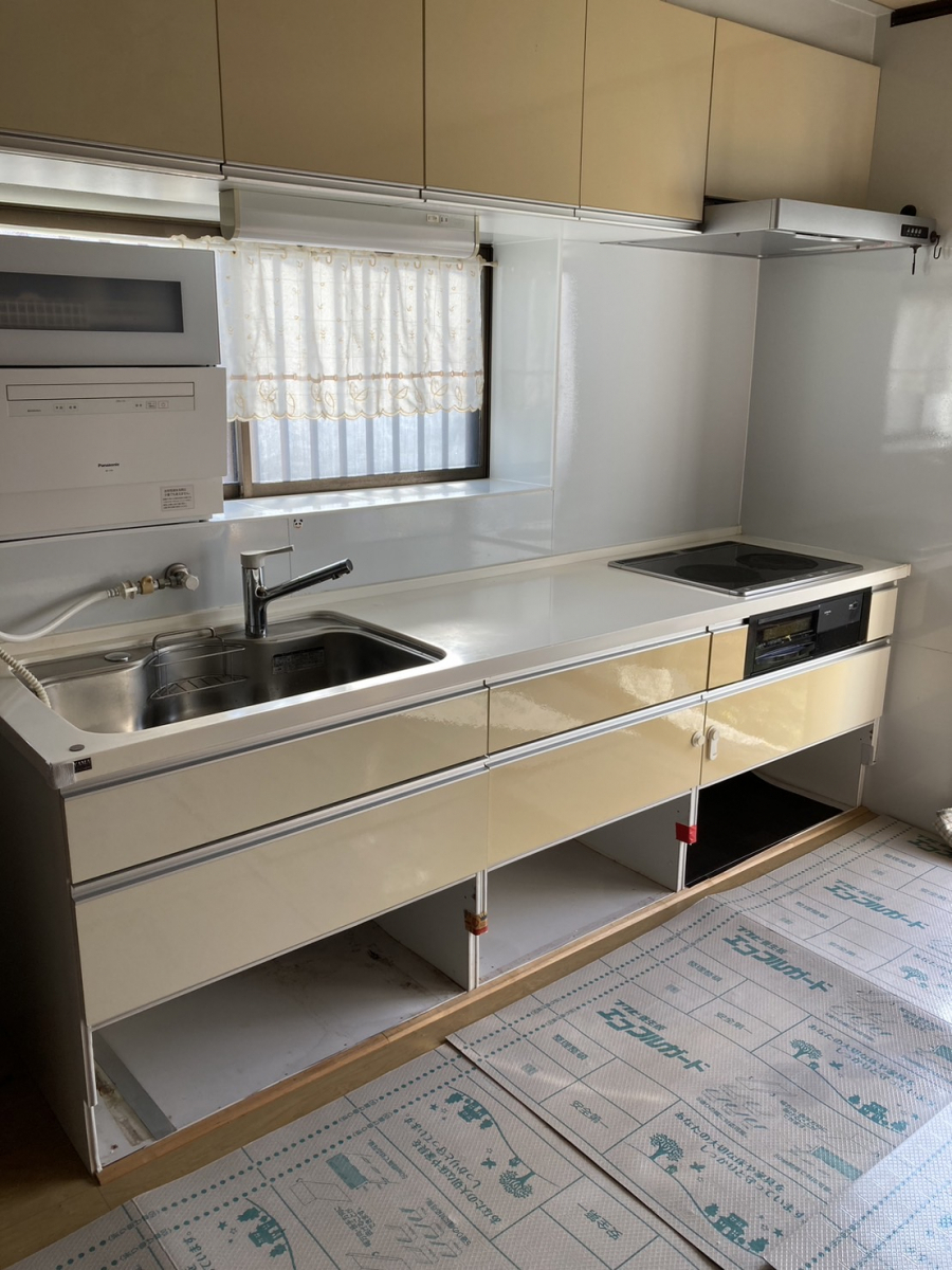 富士トーヨーの新しいキッチンで料理のモチベーションアップ！の施工前の写真1