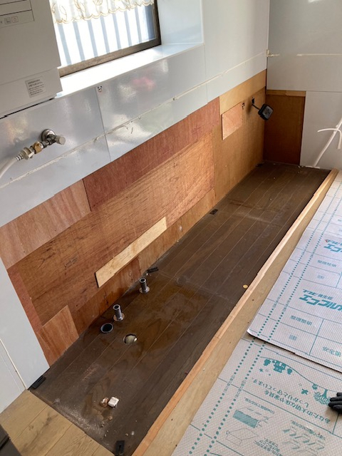 富士トーヨーの新しいキッチンで料理のモチベーションアップ！の施工前の写真2