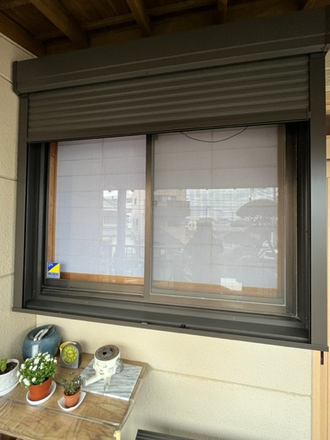 富士トーヨーの雨風から大切な家の窓を守りませんか！の施工後の写真2