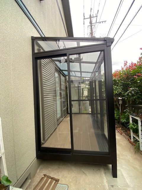 フジトーヨーのサンルームサニージュ設置の施工後の写真1