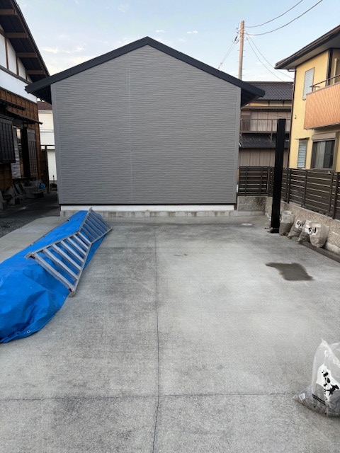 フジトーヨーのアルミカーポート設置の施工前の写真1