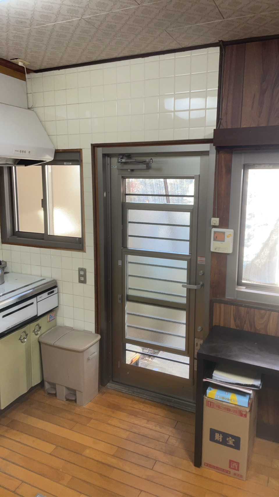 HOTTAの安全性もあり換気もできるドアの施工後の写真1