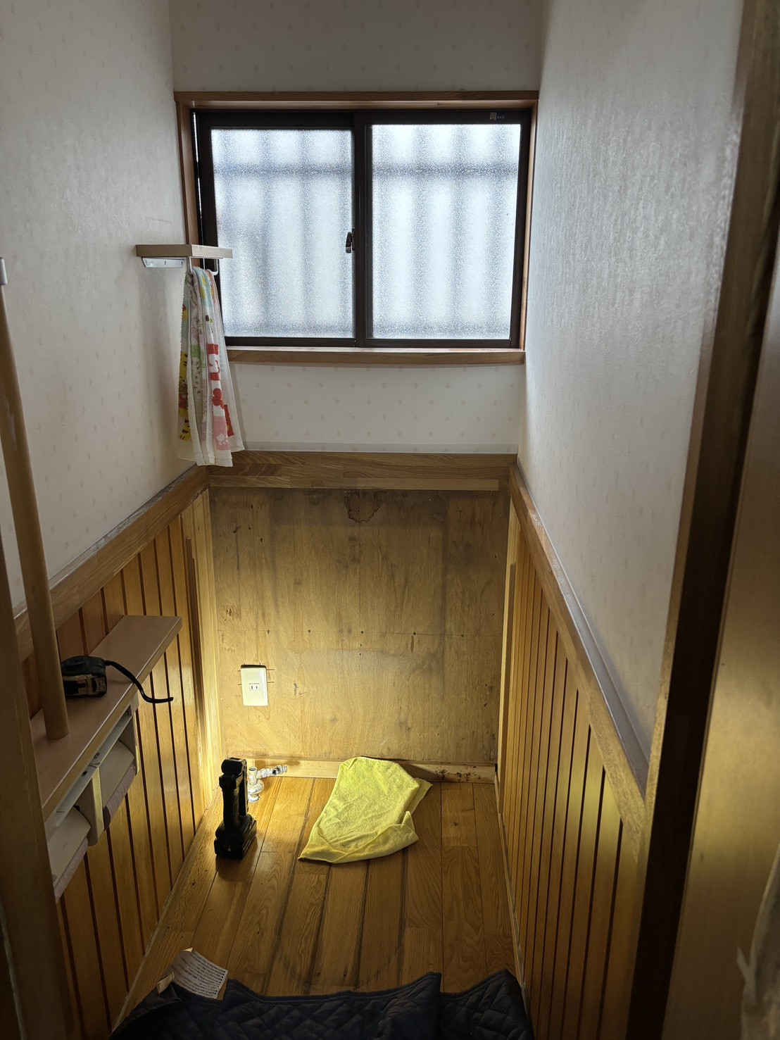 HOTTAのウォシュレット・暖房付き便座の施工前の写真3