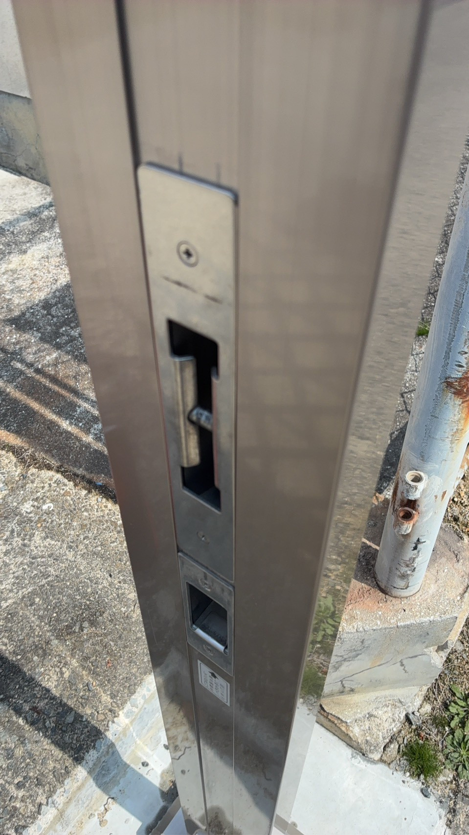 HOTTAの【呉市焼山】小学校緊急修理の施工後の写真1