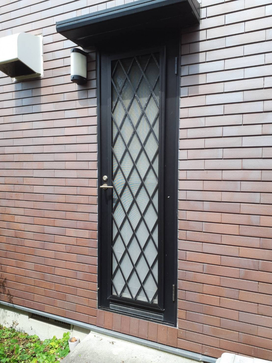 HOTTAの【江田島市江南】高断熱ドアの施工前の写真1