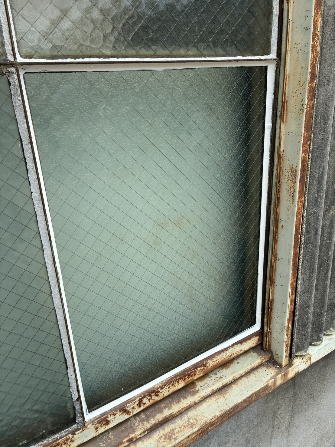 HOTTAの【呉市音戸町高須】ガラス工事の施工後の写真1