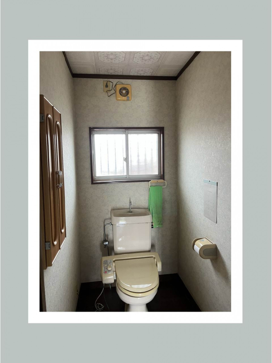 リアレンジの2025年11月　毎日の家事動線を整える、勝手口ドアのリフォーム。カバー工法で手軽に一新！の施工前の写真2