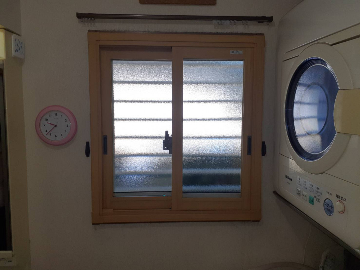 ＳＨＬ西条店の【東広島市高屋町稲木】内窓取付け工事・結露のお悩み解決の施工後の写真2