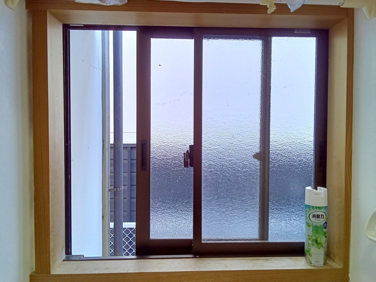 窓彩の内窓（インプラス）設置工事｜”住宅省エネキャンペーン2026”を活用して窓リフォームしてみませんか？の施工前の写真1