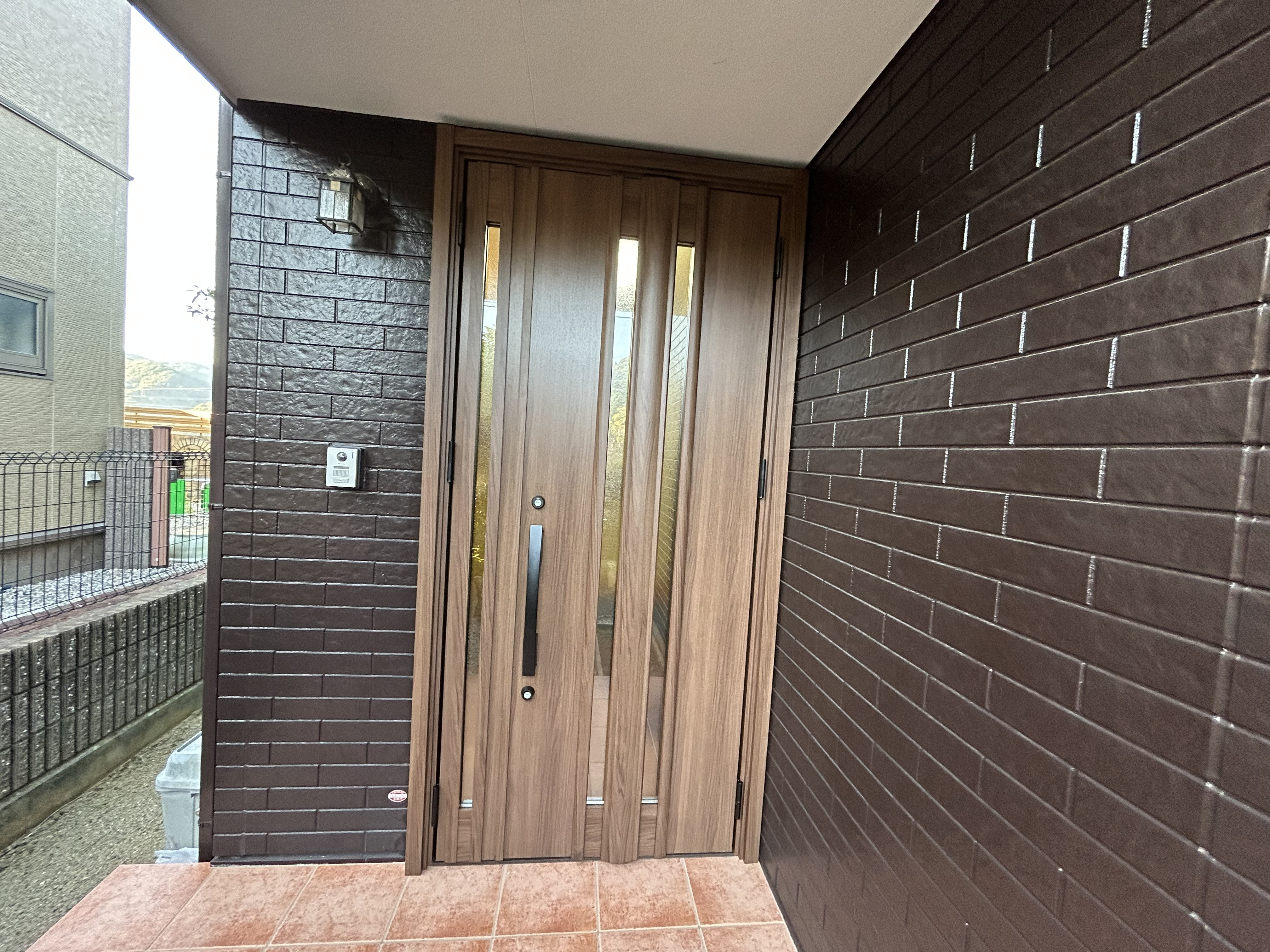 旭産トーヨー住器の雲仙市　玄関ドアリフォーム工事　リシェントの施工後の写真1