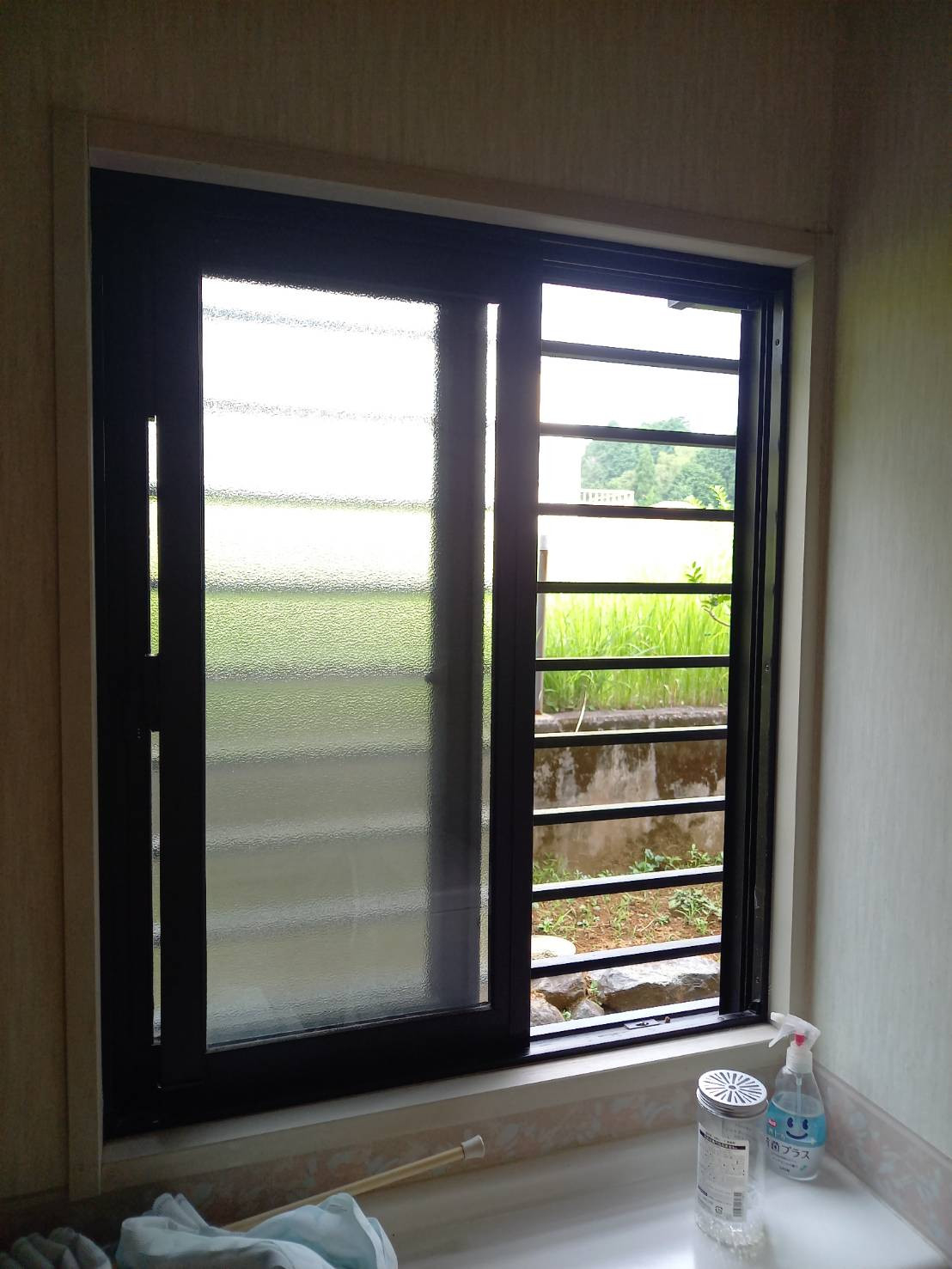 森サッシ工業の先進的窓リノベ補助金工事８月の施工前の写真2