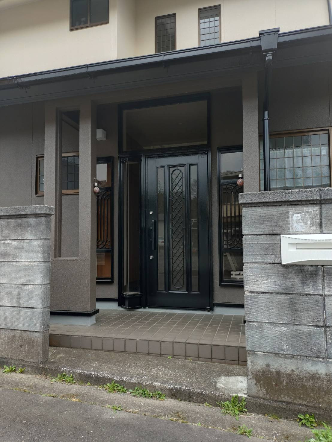 森サッシ工業の玄関ドア取替工事　№2の施工前の写真1