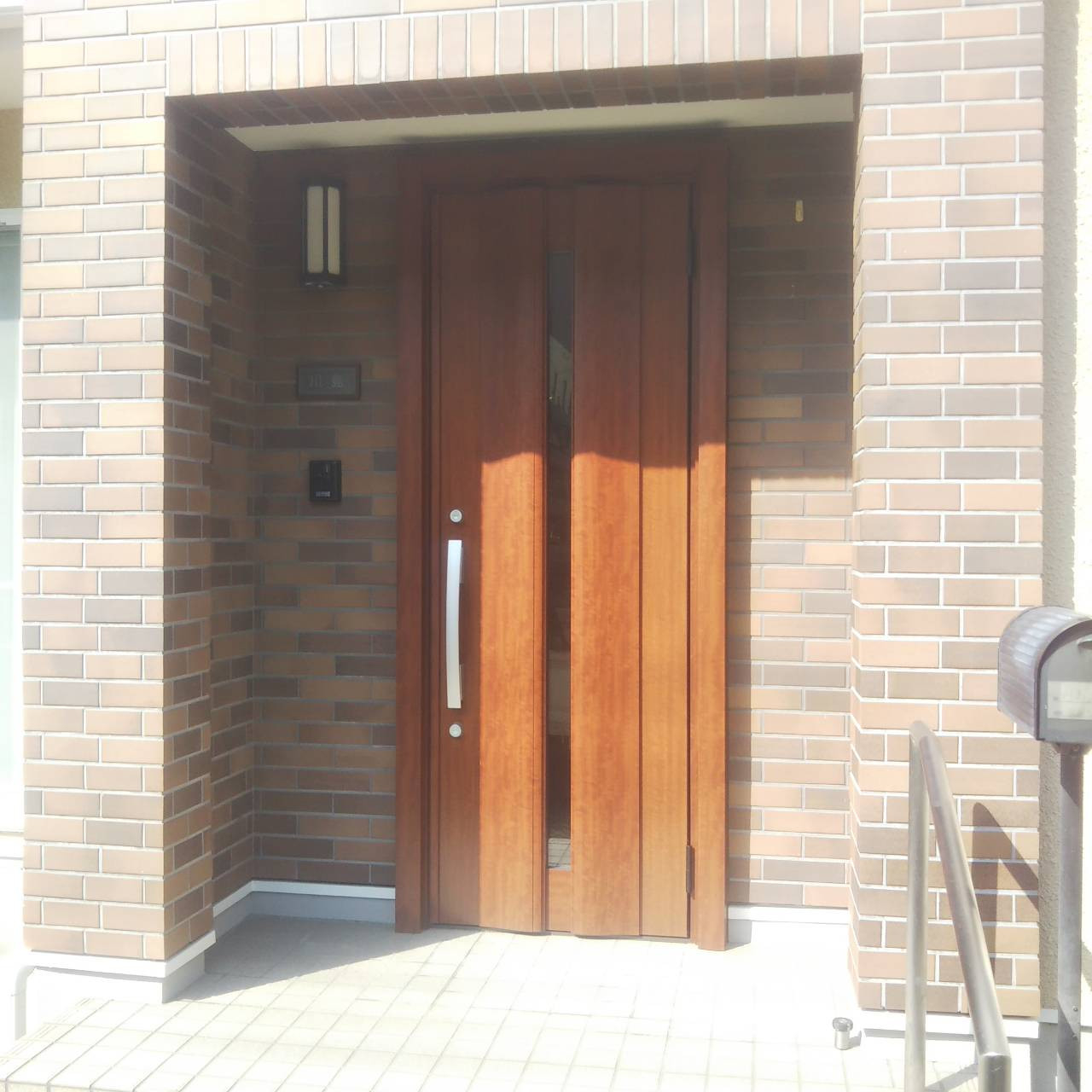 森サッシ工業の玄関ドア取替工事　№5の施工後の写真1