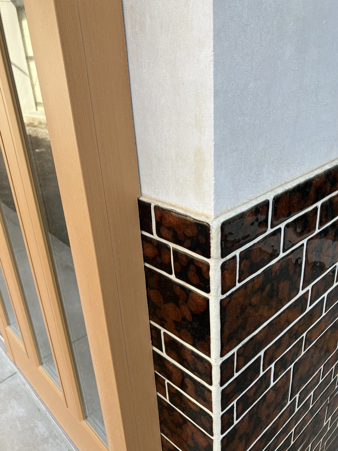 前田硝子建材店の【西伯郡　大山町】玄関リフォームですきま風のお悩みを解決の施工後の写真3