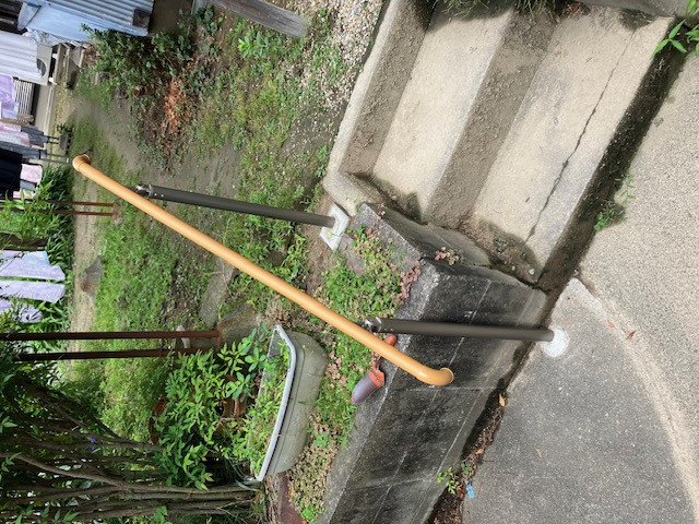 丸美の庭階段手摺設置工事の施工後の写真1