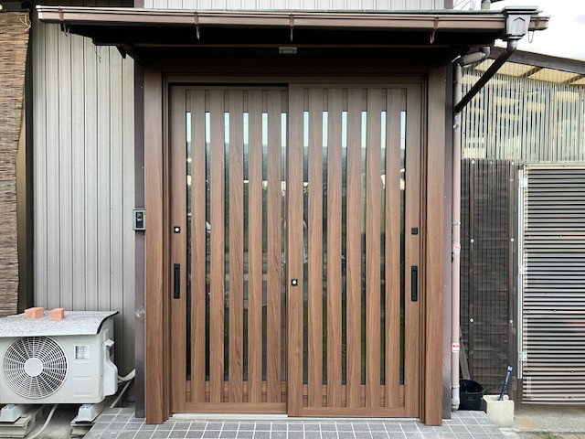 丸美の玄関引戸の交換工事の施工後の写真1