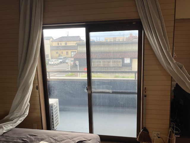 丸美の内窓を取付けましたの施工前の写真1