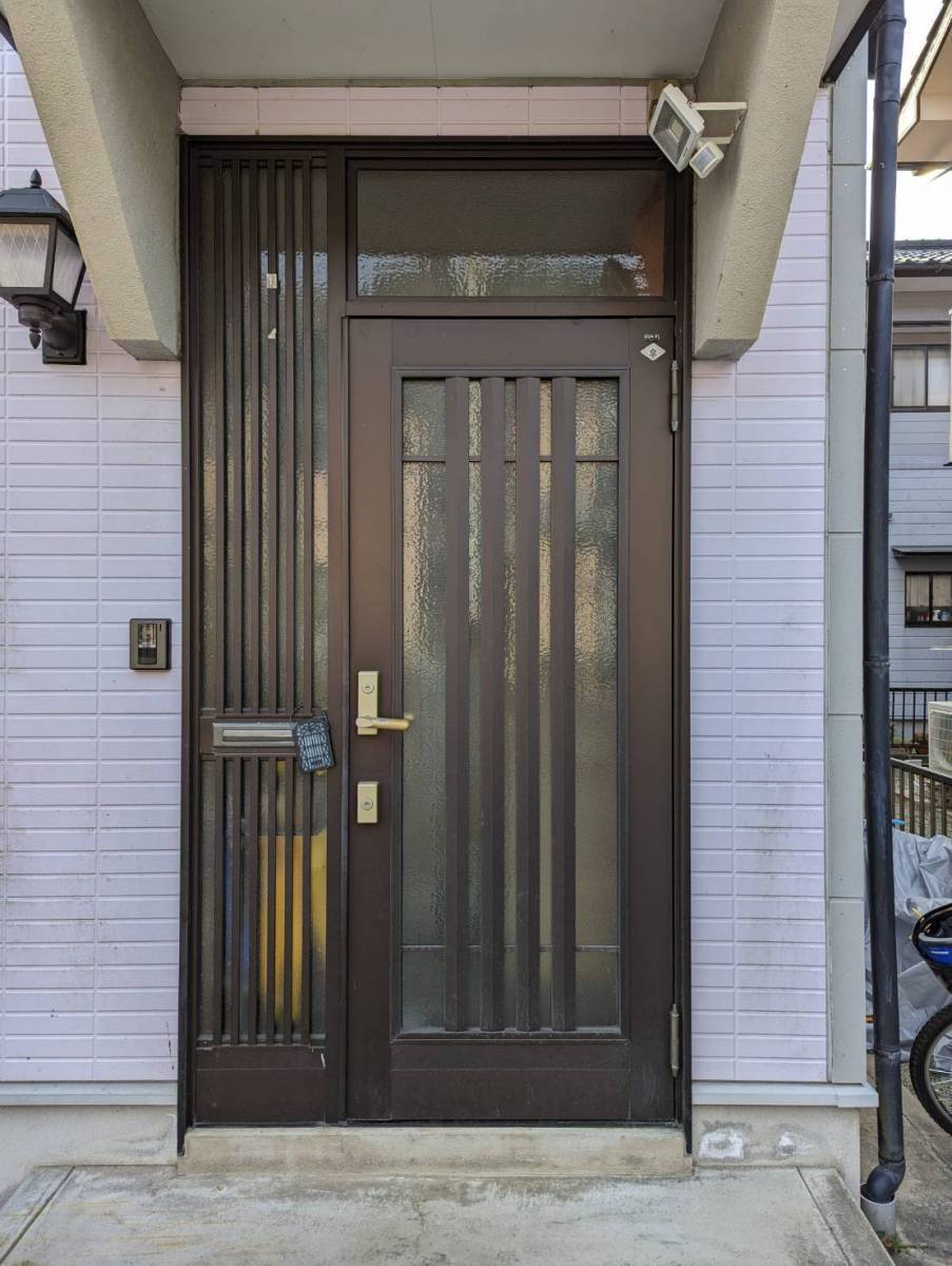 オブハウスの☆玄関ドア交換☆の施工前の写真1