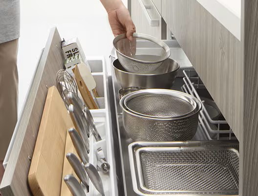 取り出しやすく大容量なフロアユニット 鎌田トーヨーのブログ 写真3