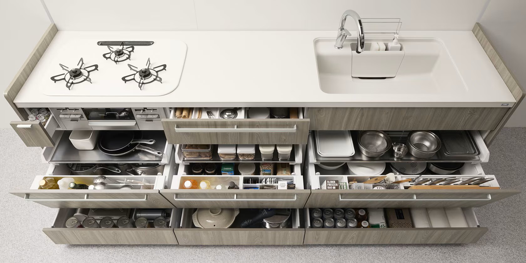 取り出しやすく大容量なフロアユニット 鎌田トーヨーのブログ 写真5