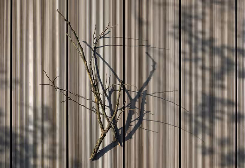 メンテナンスが簡単な人工木 鎌田トーヨーのブログ 写真2
