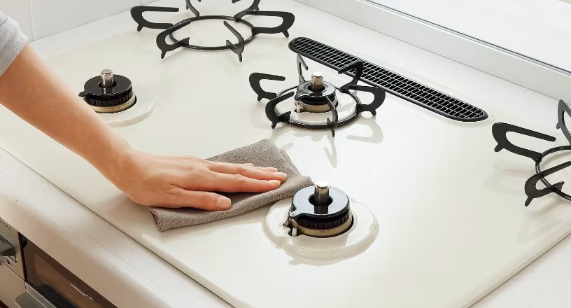 大きな鍋も同時に使える、3口コンロ 鎌田トーヨーのブログ 写真3