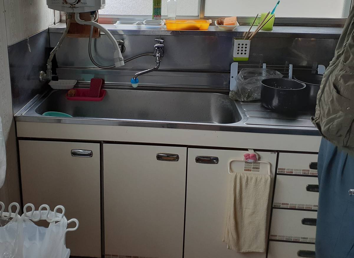 鎌田トーヨー住器の【藤崎町】古くなったキッチンを取り替えたい🤔の施工前の写真1