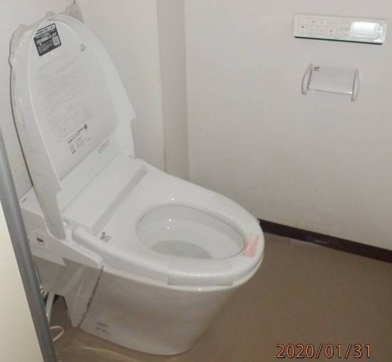 鎌田トーヨー住器のトイレ取替工事施工事例写真1