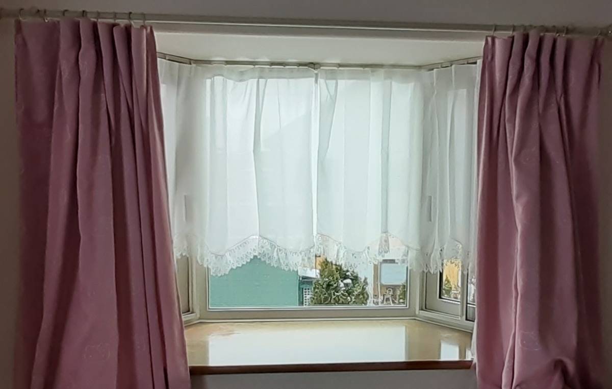 鎌田トーヨー住器の出窓の結露のお悩み…😔の施工前の写真1