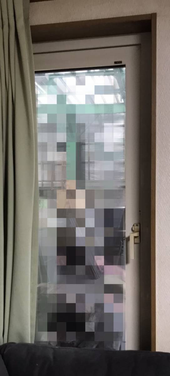 鎌田トーヨー住器の小さな窓にも内窓を取り付けて熱を逃がさない✨の施工前の写真1