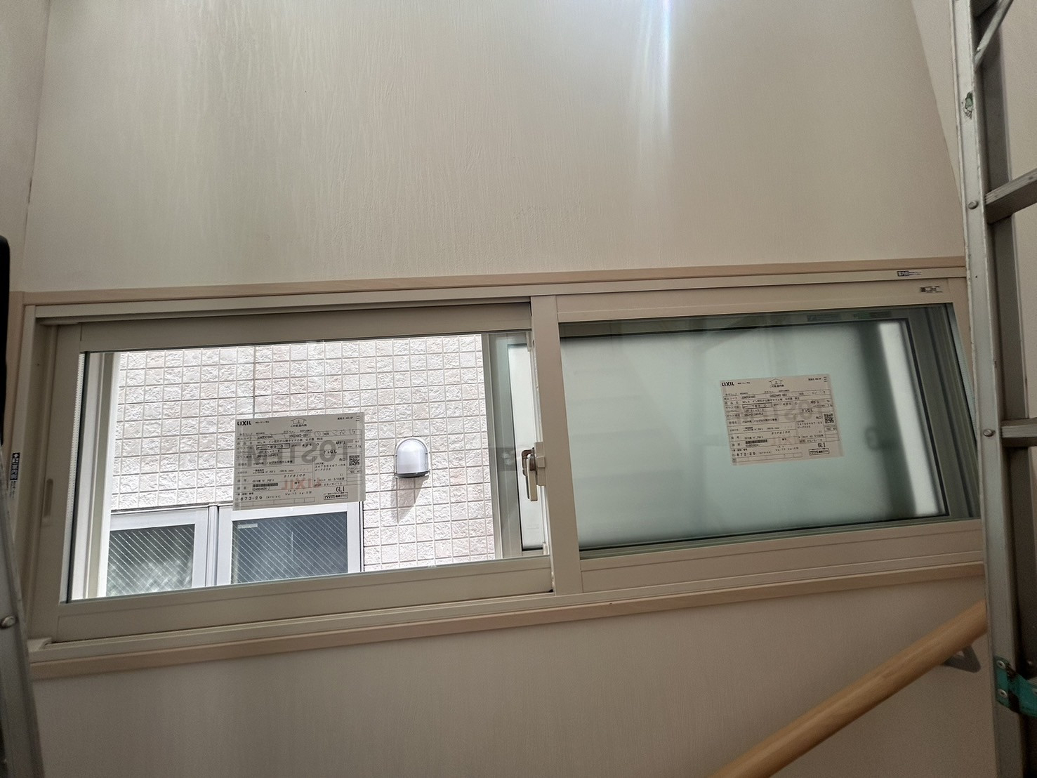 鎌田トーヨーの「階段が寒い…」その原因、この窓でした！🥶【青森・弘前エリアのインプラス施工事例】の施工後の写真1