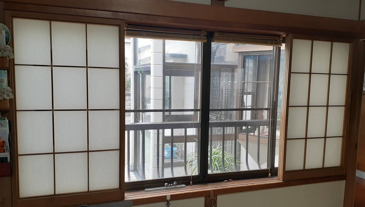 鎌田トーヨー住器の【弘前市】暗いお部屋　“インプラス”取付☺の施工前の写真1