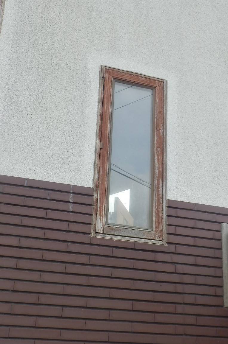 鎌田トーヨー住器の【藤崎町】古い窓を新しくしたい！！の施工前の写真1